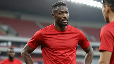 Galatasaray, Arsenal ile Gabriel Martinelli ve Ethan Nwaneri transferi görüşmelerinde Victor Osimhen'in olası transferi...