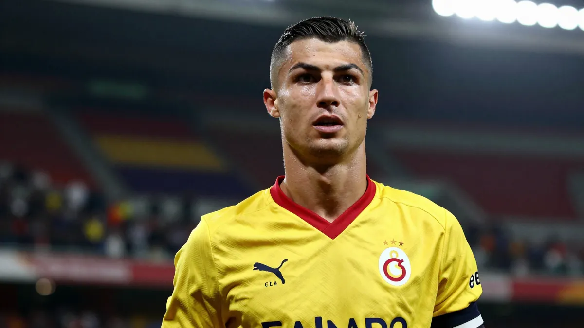 Galatasaray'da sürpriz transfer hamlesi! 60 milyon avroluk teklif