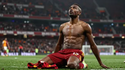 Galatasaray, Kazım Karabekir Stadyumu'nda yeni sezonun ilk maçında Erzurumspor'u 4-0 yendi